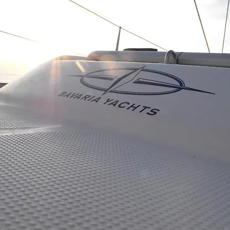 Botel S/y Mamilo Bavaria 44
